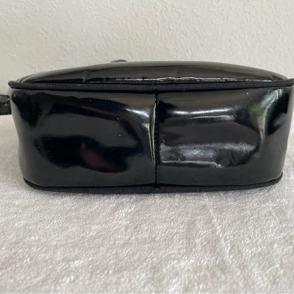 Salvatore Ferragamo Vintage Crossbody Bag Enamel Shoulder Vara - Picture 14 of 16